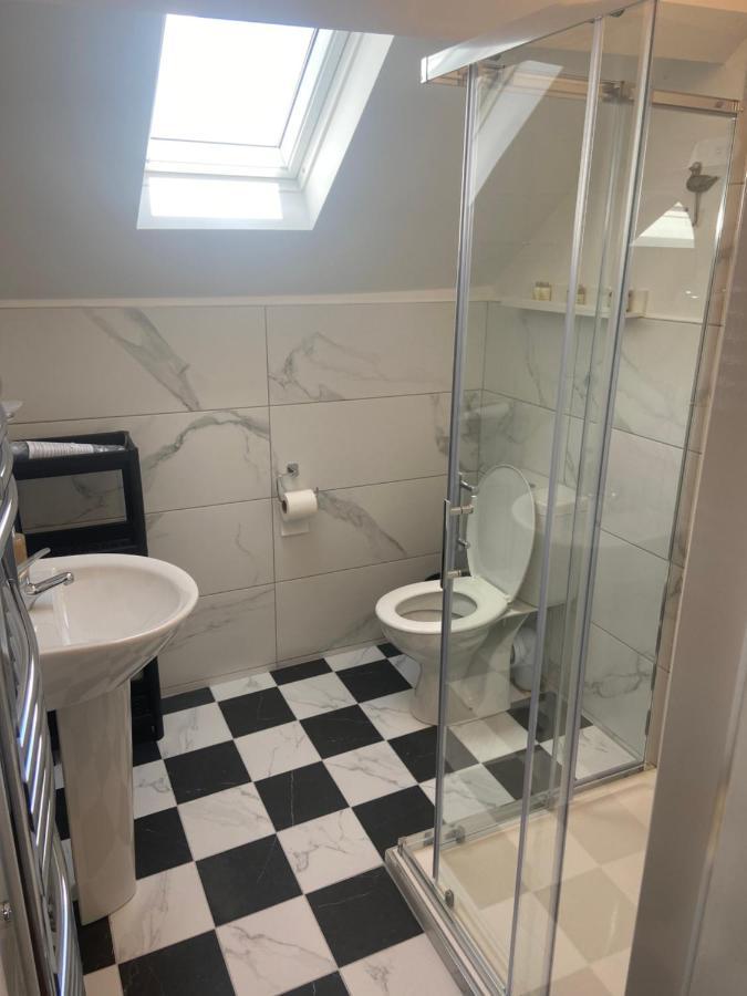 Adams Townhouse Bed & Breakfast Dingle Dış mekan fotoğraf